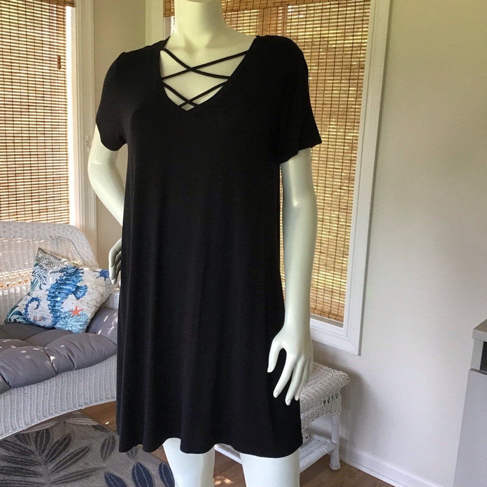 Z Supply Criss Cross knit Dress🌹